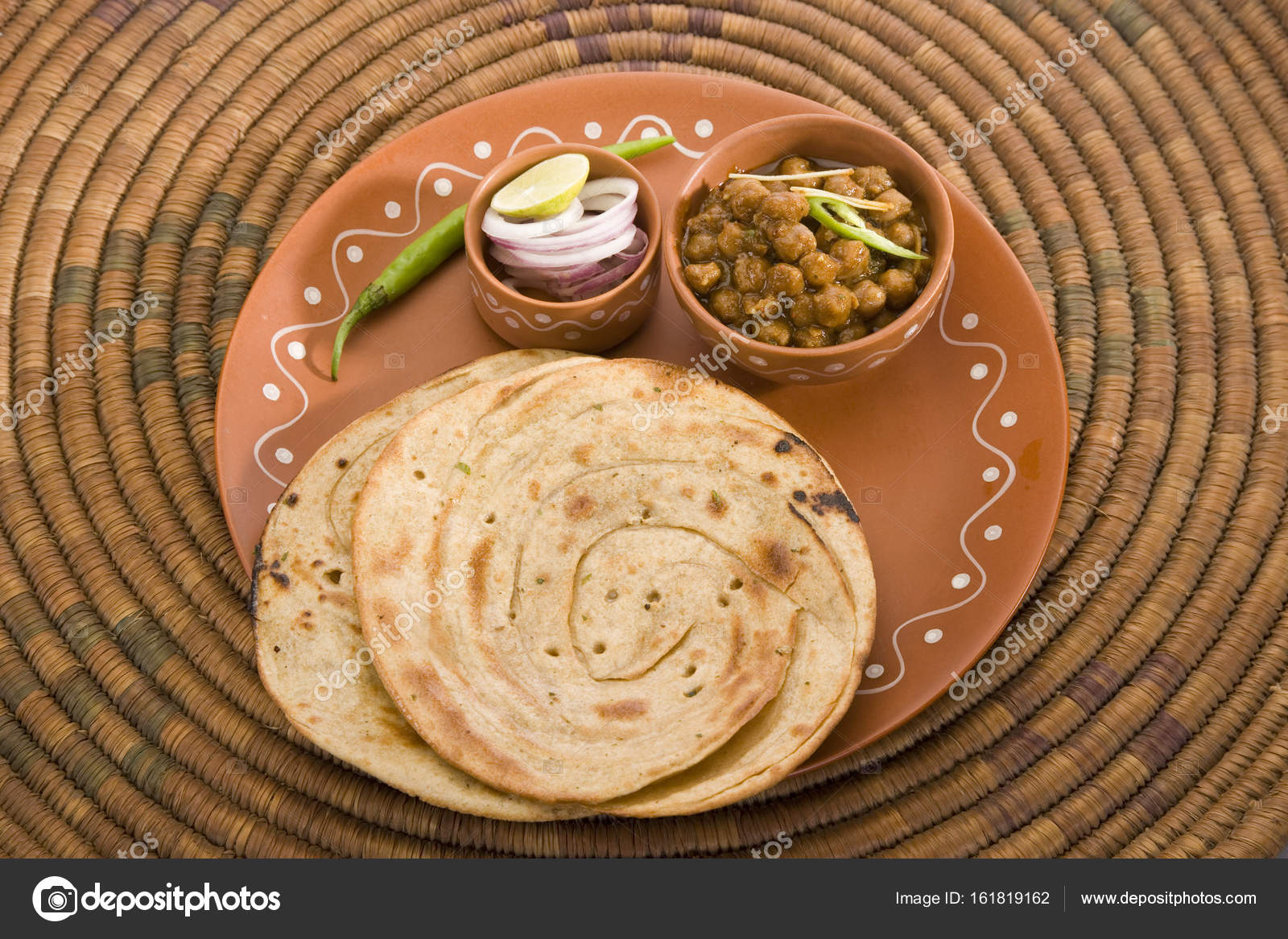 Chana Masala +2 Parotta